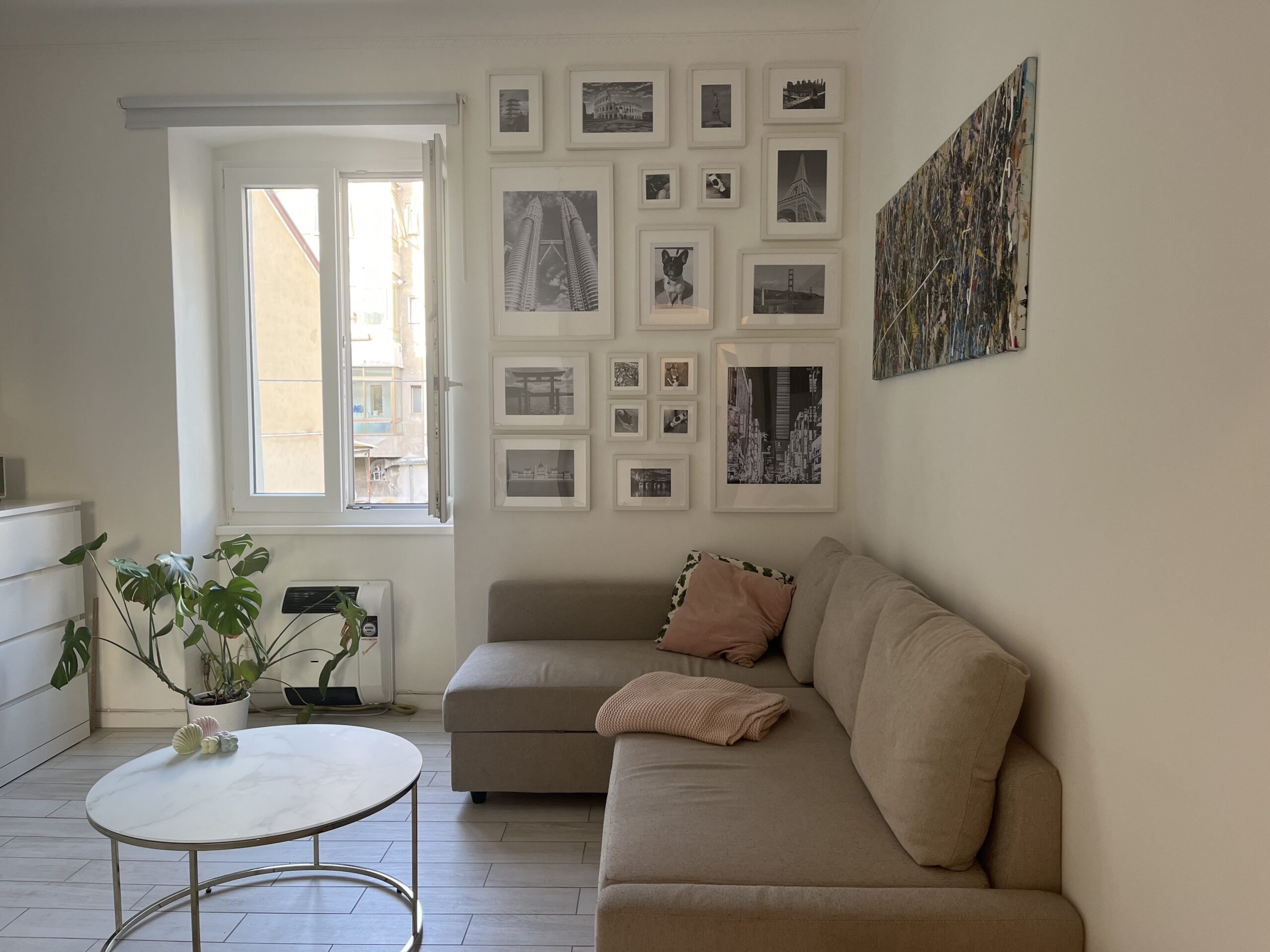 Al momento stai visualizzando Monolocale ristrutturato ottimo uso investimento