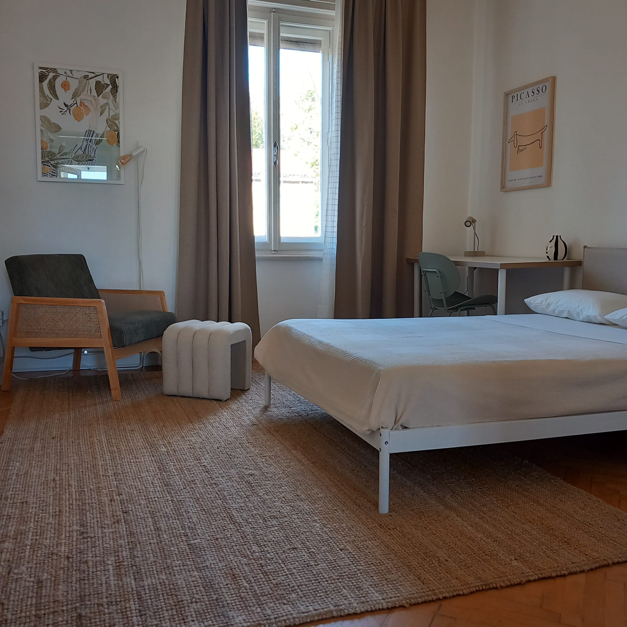 Al momento stai visualizzando Camera in affitto in appartamento di design